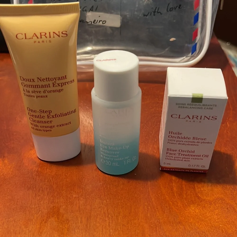 Clarins BLUE ORCHID TREATMENT OIL 1Step Gentle Cleanser & makeup remover